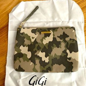 Gigi New York Camo Clutch